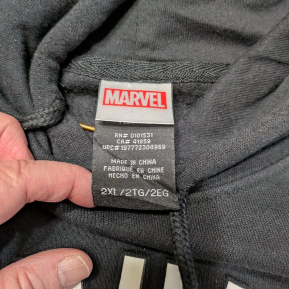 Men's Marvel Hoodie DeadPool "No One Cares" NWT - size 2XL - Picture 4 of 6